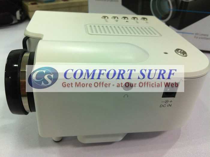 Original UNIC UC28+ 3rd Generation LED Projector with DIRECT VGA HDMI AND REMOTE CONTROL INCLUDED!